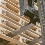 Comment les Palettes en Bois Révolutionnent le Transport des Produits Frais